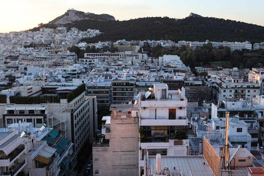 Student Housing Crunch Deepens as Rents Rise Across Greece