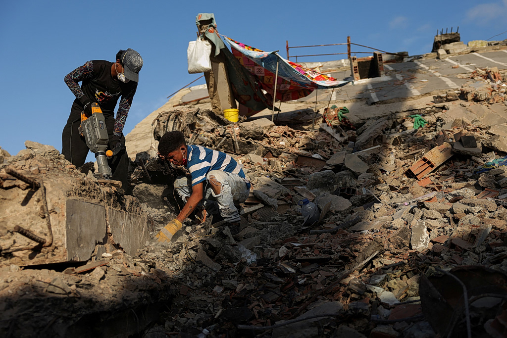 Venezuela Earthquake Death Toll Rises to 3,685