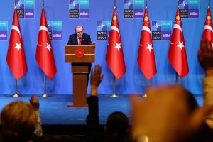 Erdogan Irked Over Mitsotakis’ Opposition to Turkey’s F-35 Bid