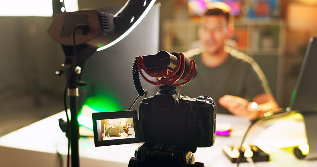 Greek Influencer Fined Over €70,000 for Undeclared Income