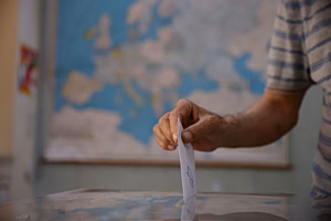 New Poll Shows ND Leads, but Tsipras’ New Party Narrows Gap