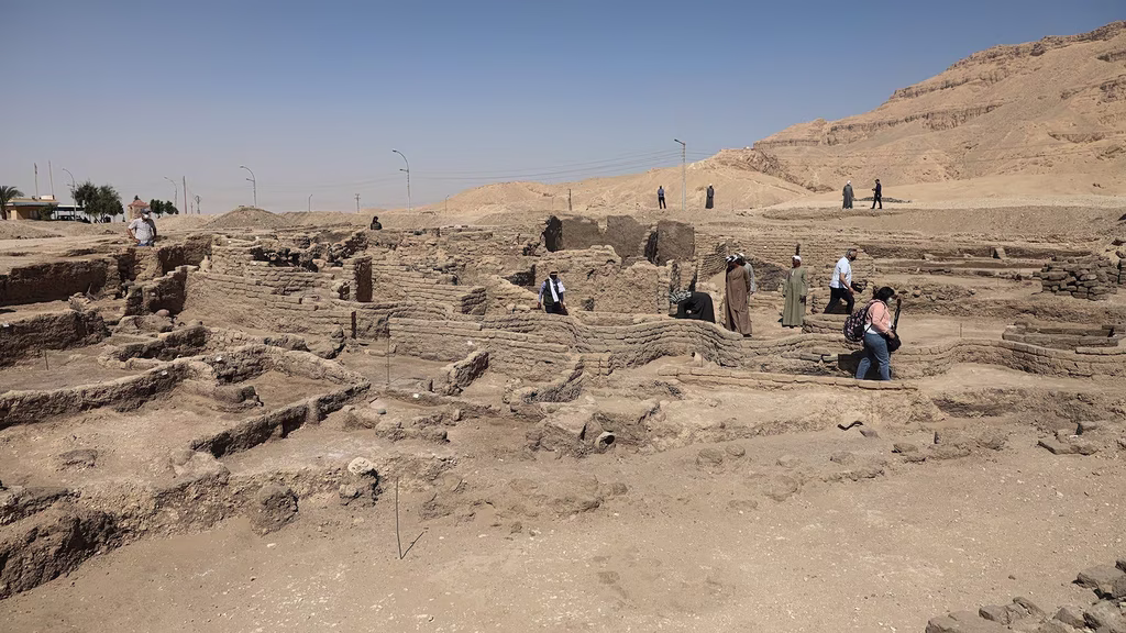 3,000-Year-Old Tomb Uncovered Near Egypt’s Luxor