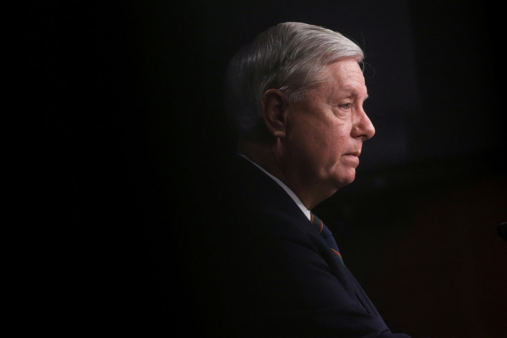 Lindsey Graham, Longtime Republican Senator, Dies at 71