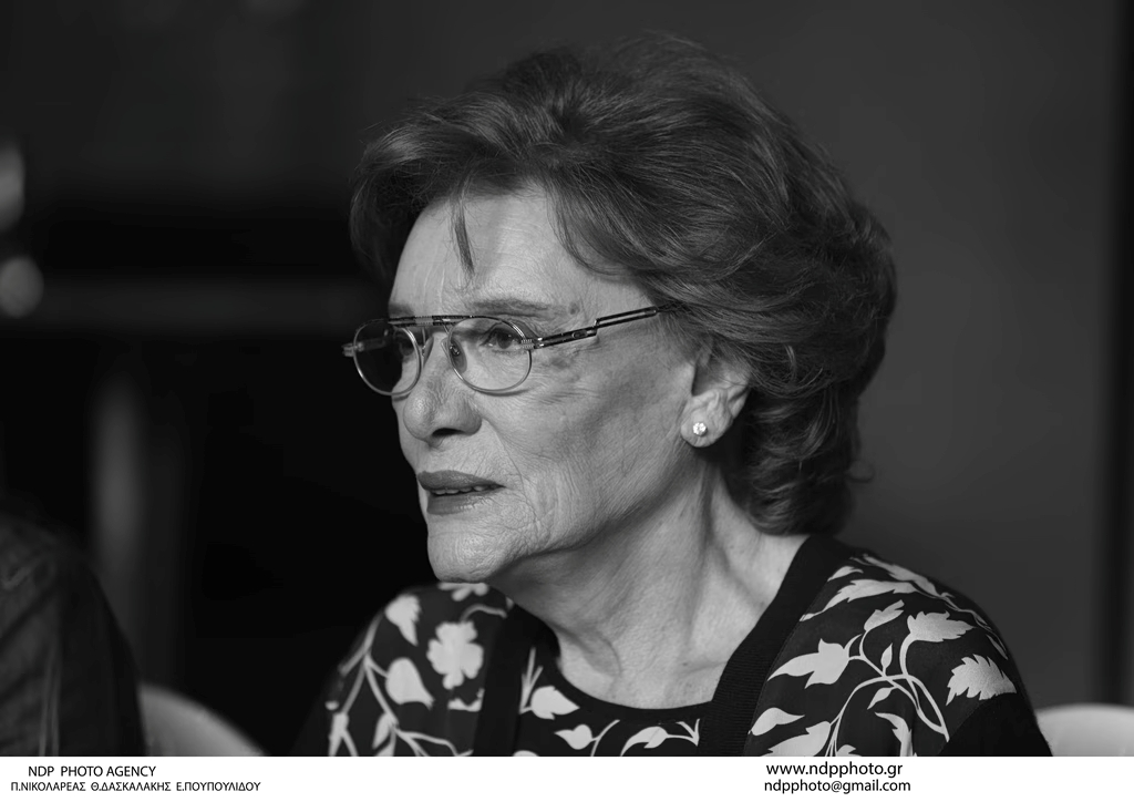 Maro Kontou, Elegant Star of Greek Cinema’s Golden Age, Dies at 92