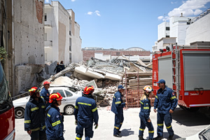 Athens Prosecutors Probe Metro-Linked Building Cracks