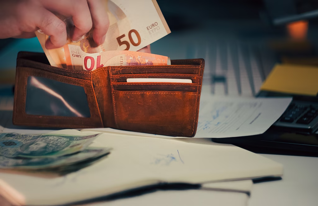 Greece Considers Raising Annual Pension Bonus to €400