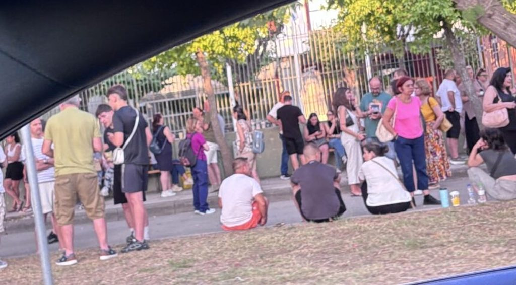 Long Queues in Larissa as Greeks Rush for Passports