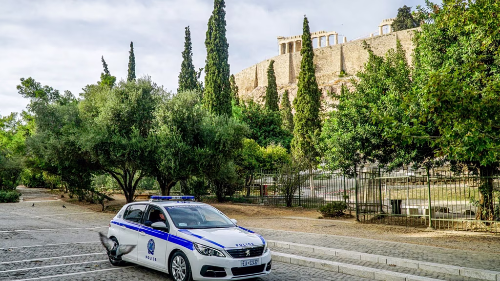 Two US Tourists Injured in Knife Attack Near Acropolis
