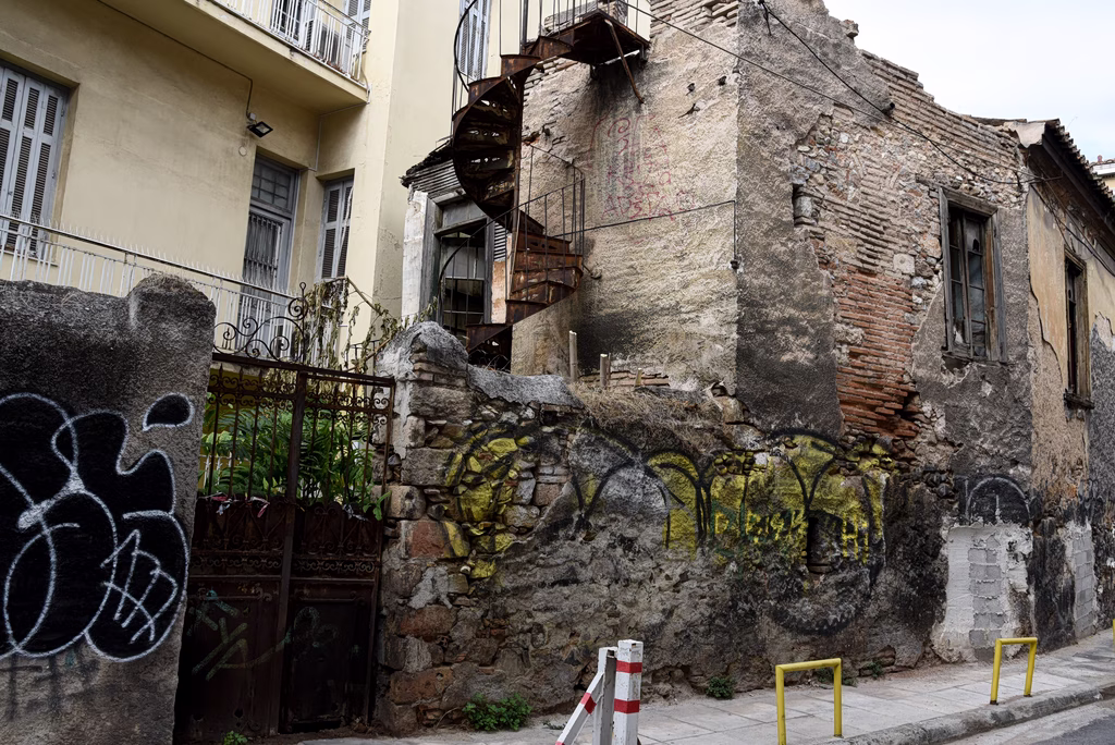 Greece Unveils Plan to Revive Abandoned Villages