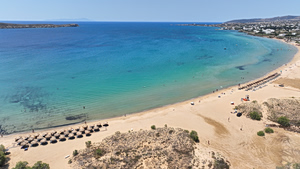 Paros Beach Lease Sparks Opposition Over Sunbeds