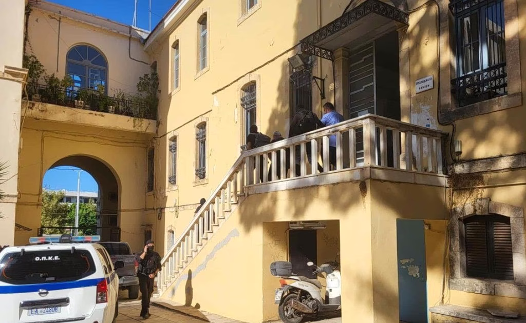 Crete: Video Shows Crime Boss Beating Man
