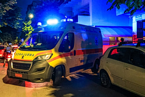 Teen Collapses, Dies While Out with Friends in Central Greece
