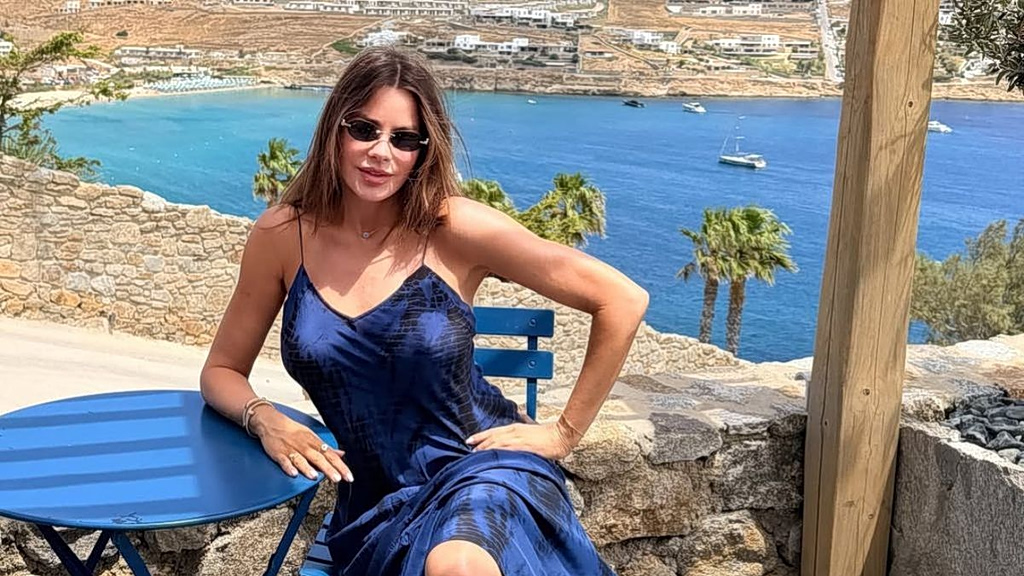 Mykonos Welcomes a Star-Studded Girls’ Night