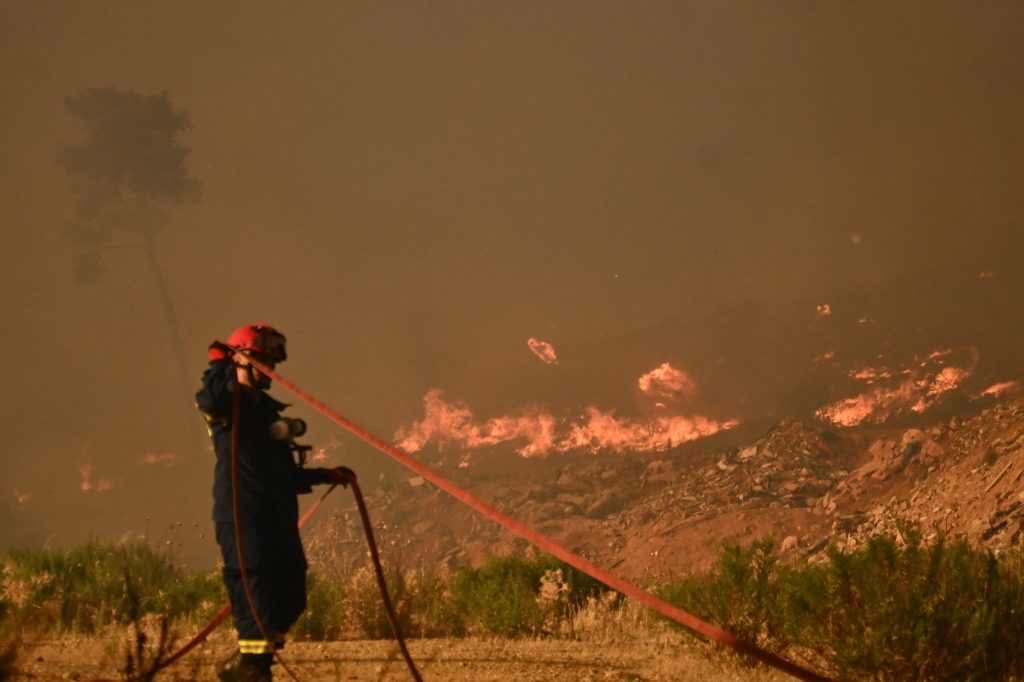 Two Seasonal Firefighters Feared Dead in Crete as Wildfire Rages