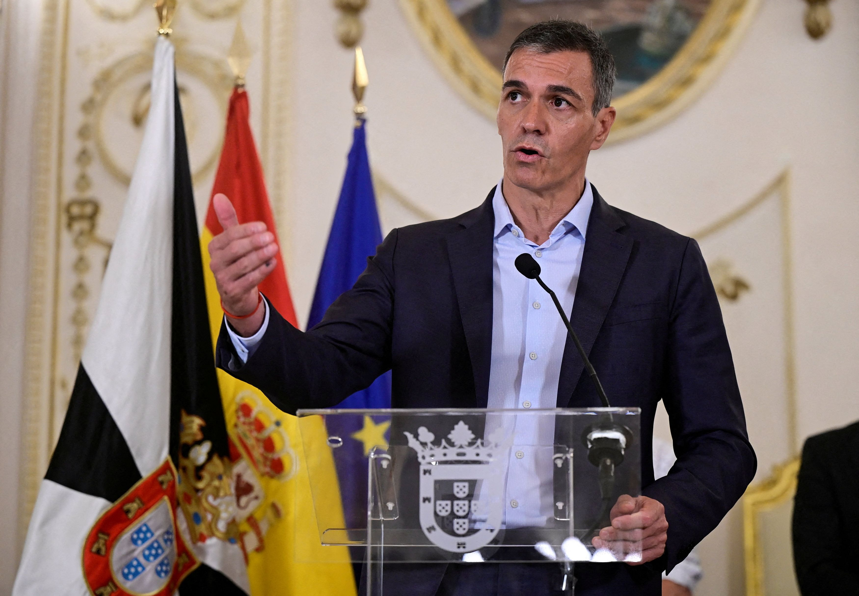 Migrant Crisis Pits Spain’s Leader Against Critics Across Europe