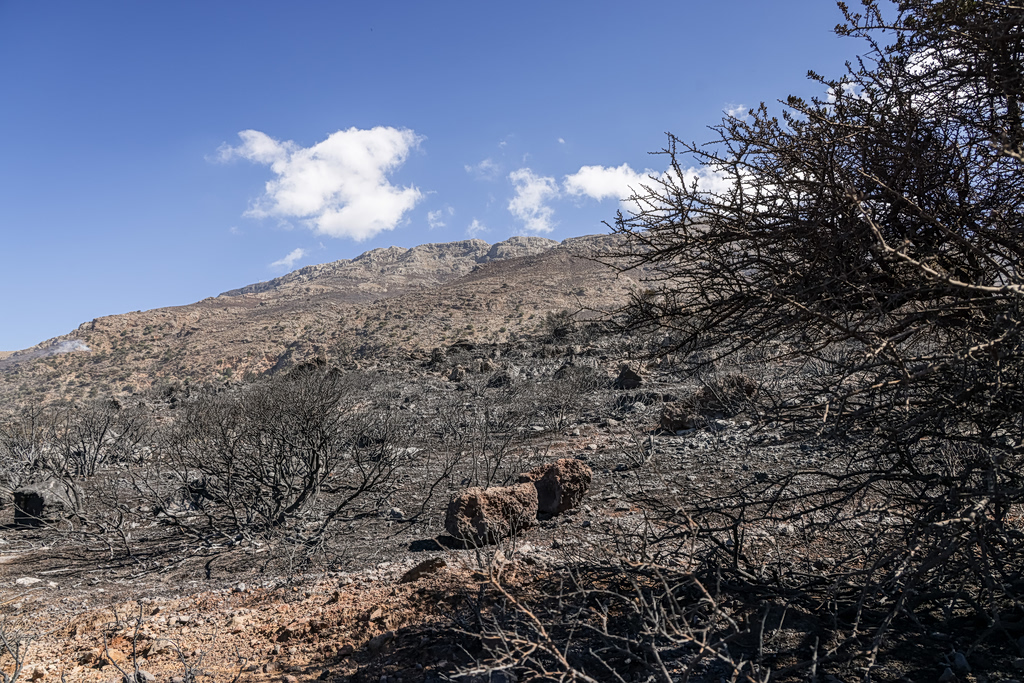 New Wildfires Break Out Overnight; Battle on Crete Intensifies