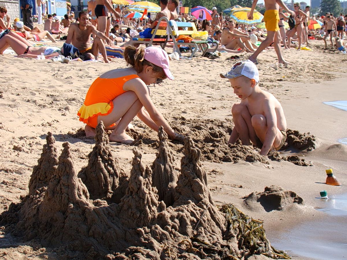 Keeping Children Safe at the Beach