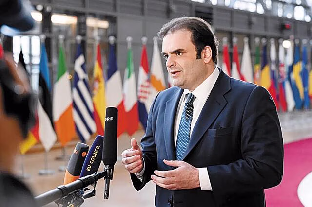 Greek Minister Unveils Growth Vision for the Islands