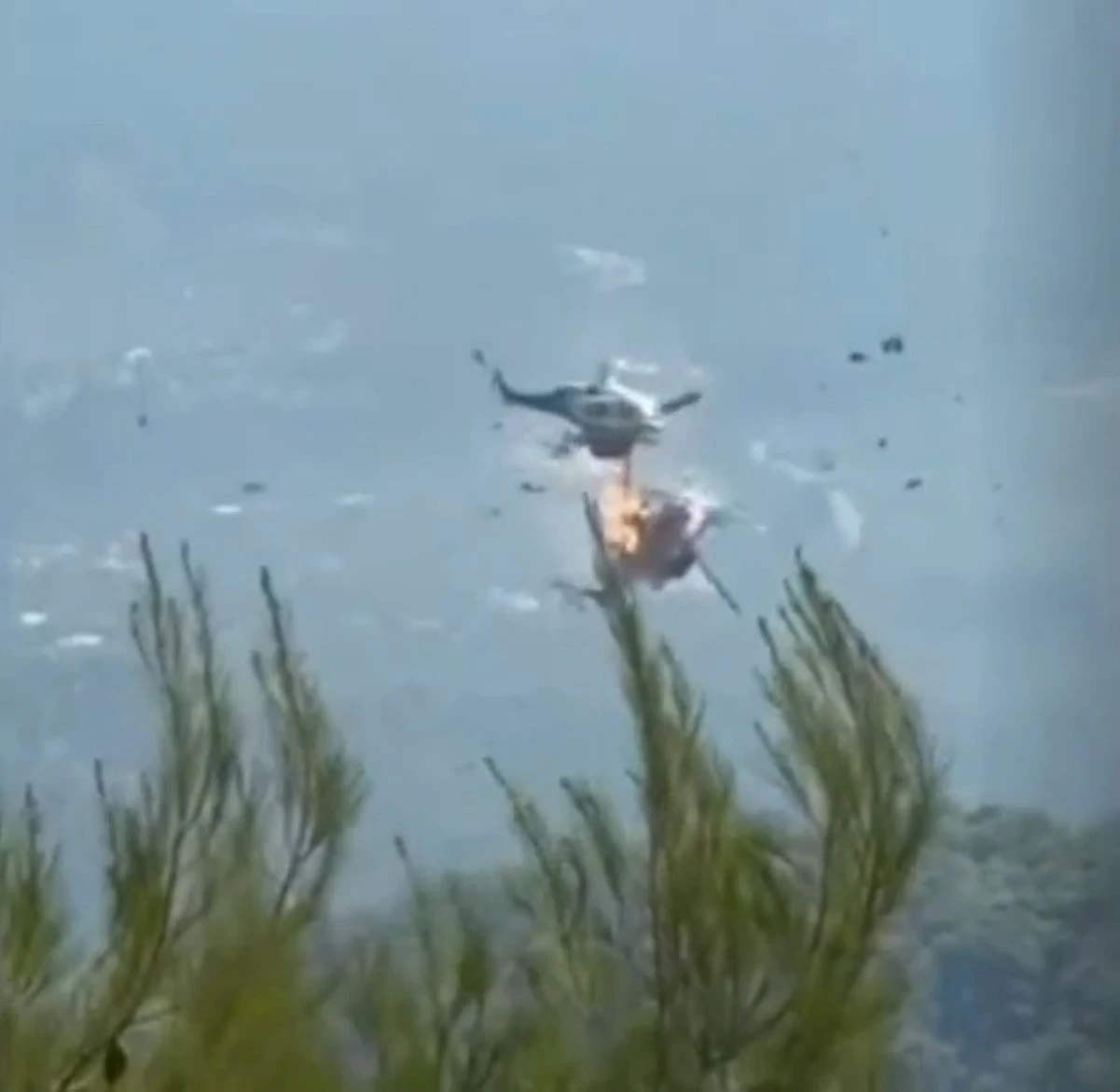 Firefighting Helicopters Collide During Psatha Operation
