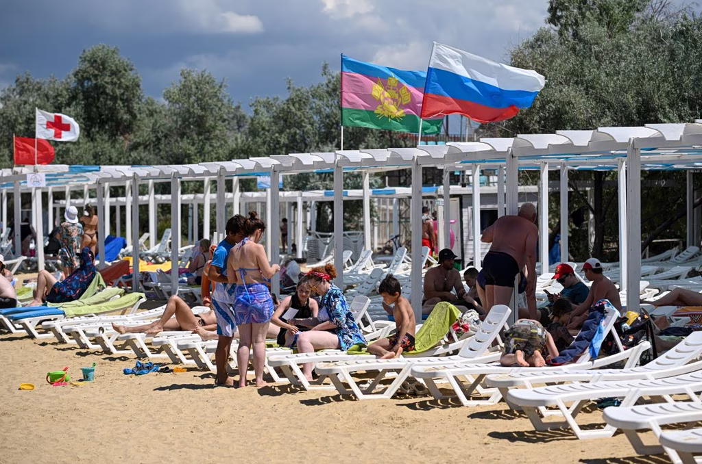 Drone Hits Beach in Russia, Killing Seven, Injuring Dozens
