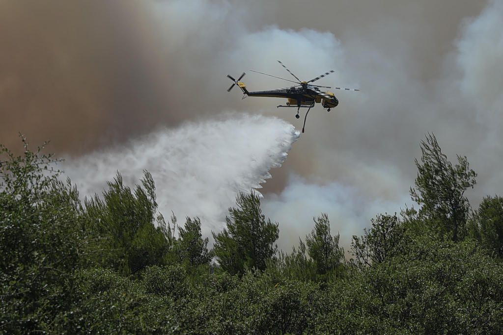 Orange Fire Alert Issued for Attica, Boeotia, Evia