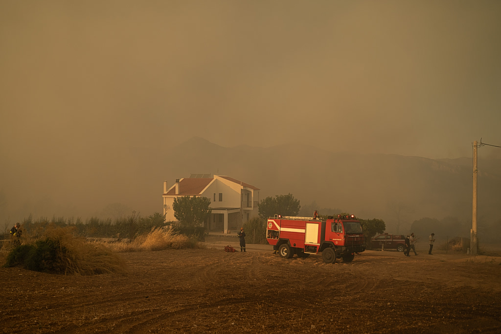 West Attica Fire Follows Path of 2009 Disaster, Satellites Show