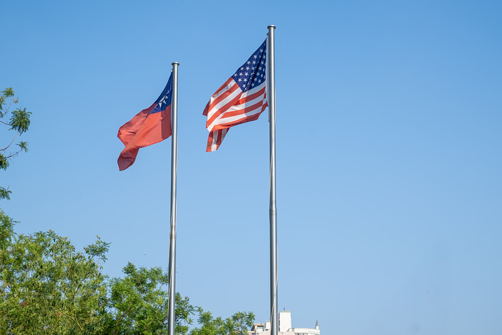 Taiwan and U.S. Promote Cooperation in Answer to Trump and China