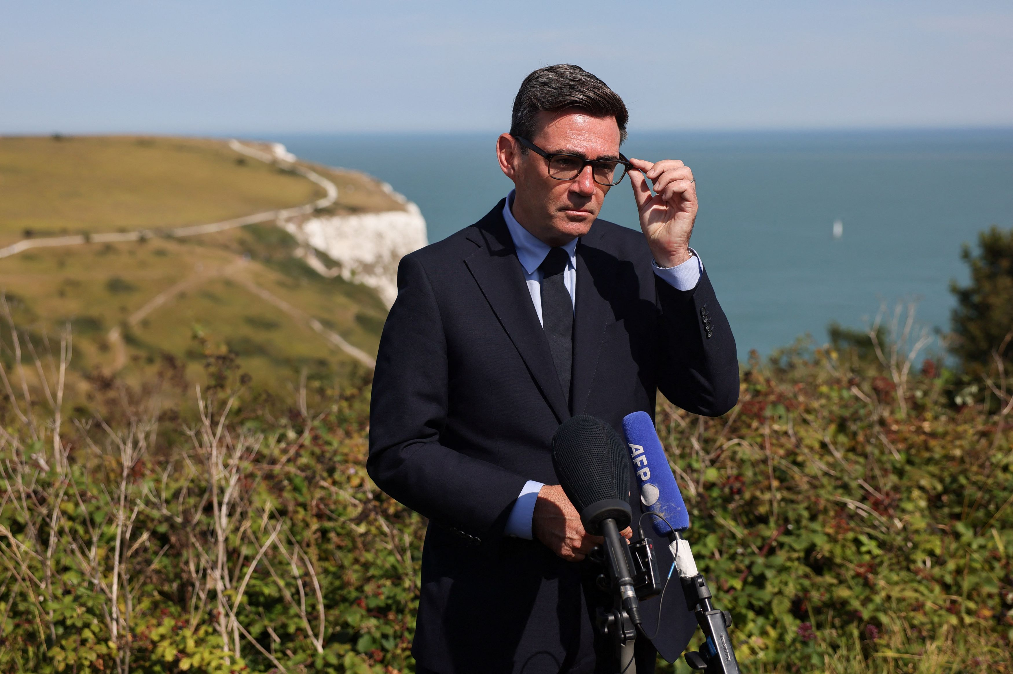 UK PM Burnham Weighs Epstein Public Inquiry, Minister Says