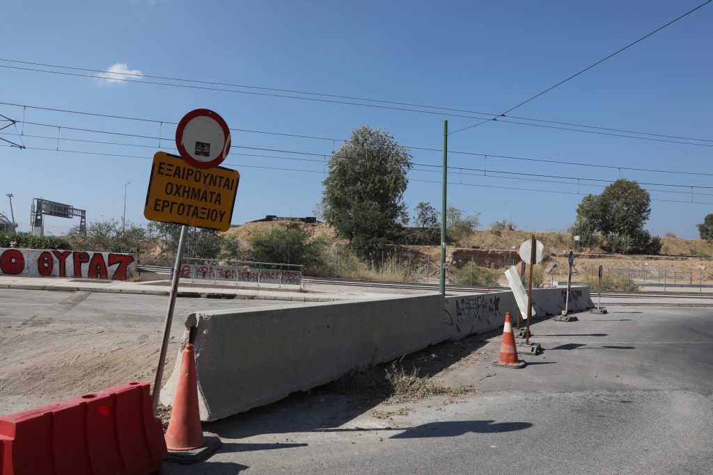 Old Poseidonos Avenue Reopens to Traffic in Athens