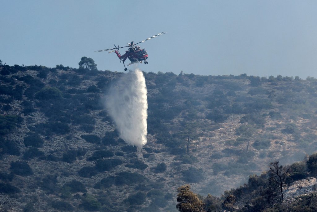 2 Wildfires Break Out Almost Simultaneously In NW Peloponnese