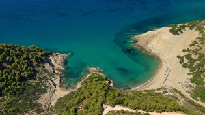 Skiathos Tourists Risk Injury for Close-Up Plane Photos