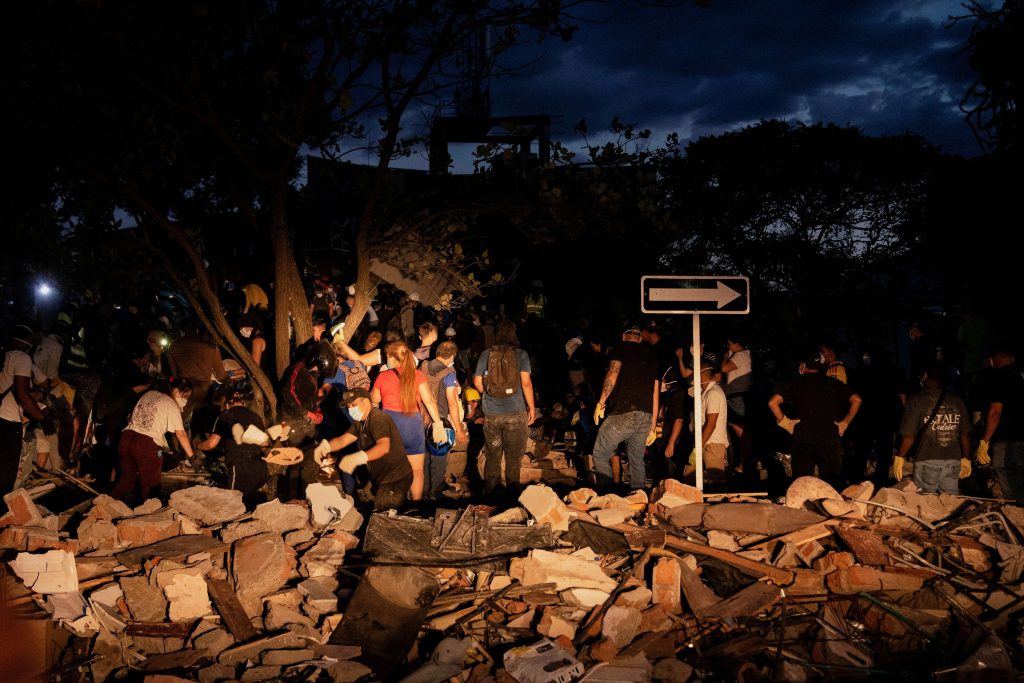 Colombia Quake Death Toll Rises as Rescue Efforts Continue