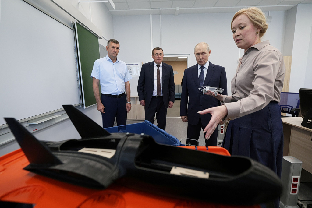Putin Visits Japan-Claimed Islands, Drawing Tokyo Protest