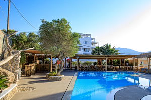 Karpathos Hotel Thief Caught Trying to Flee by Ferry