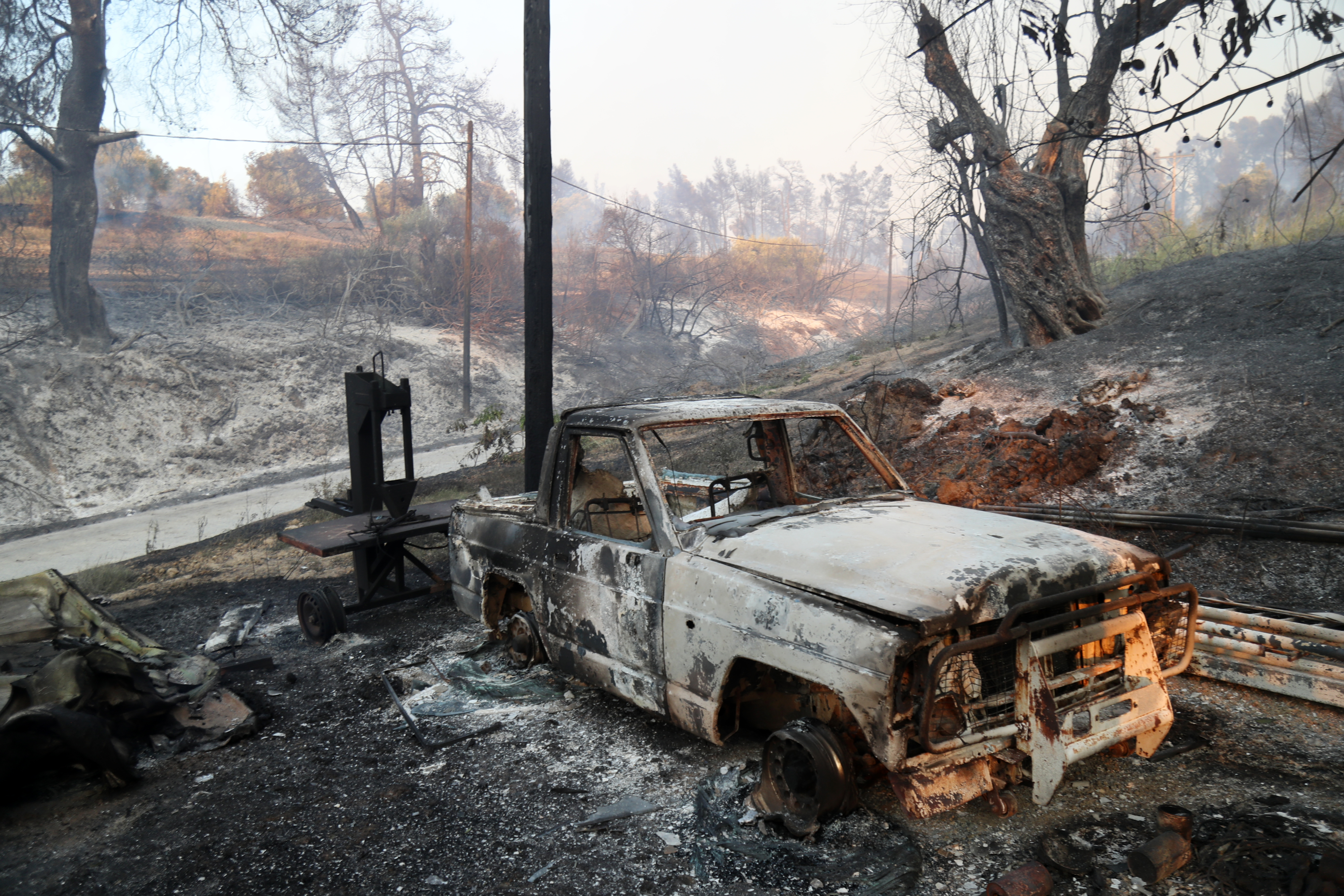 Six Arrested Across Greece for Fire Safety Violations in 48 Hours