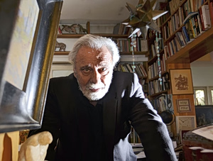 Prominent Greek Academic Konstantinos Tsoucalas Dies at 89