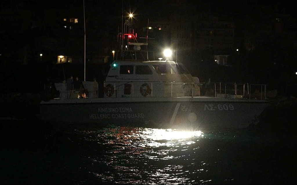 Five Rescued After Boat Sinks Off Lesvos