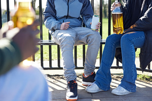 Greek Hospitals See Surge in Teen Alcohol Emergencies