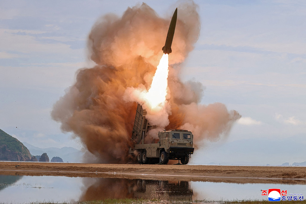 South Korea Estimates North Korea Has Up to 120 Warheads