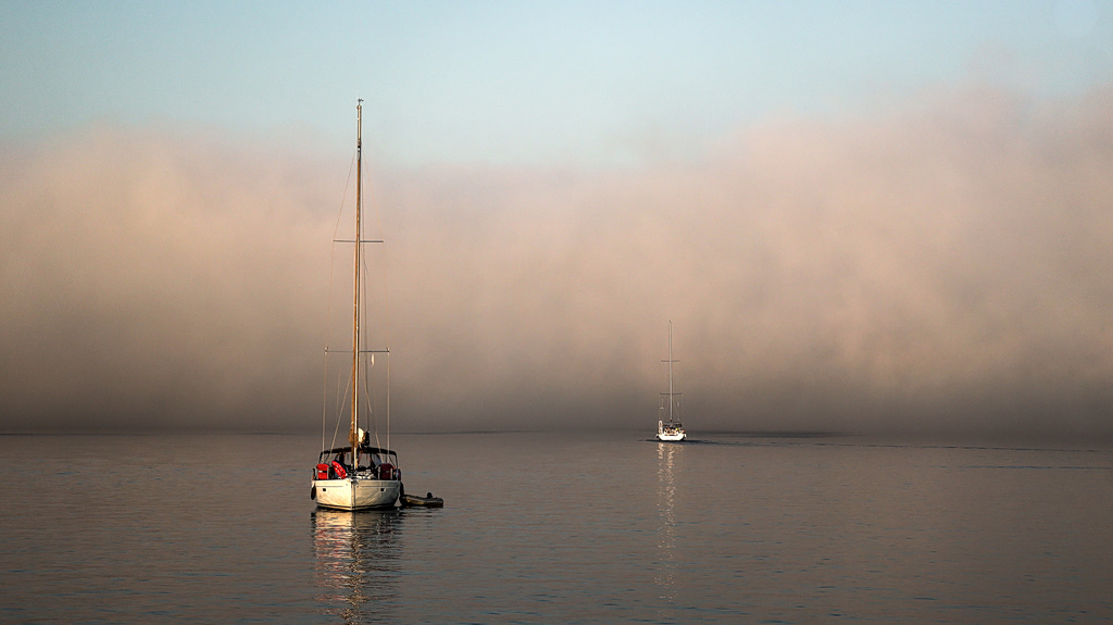 Meteorologist Explains Rare Fog Over Greece’s Cyclades