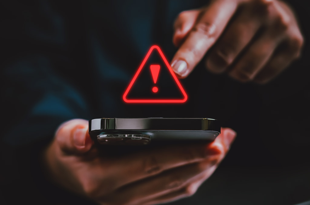 Pella Phone Scam Victim Loses €15,000 And Gold Coins