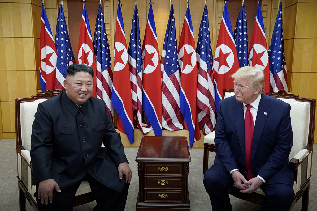 Trump Seeks New Kim Meeting as North Korea Sets High Bar