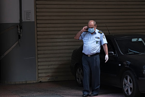 Man Threatened Suicide at Police Station
