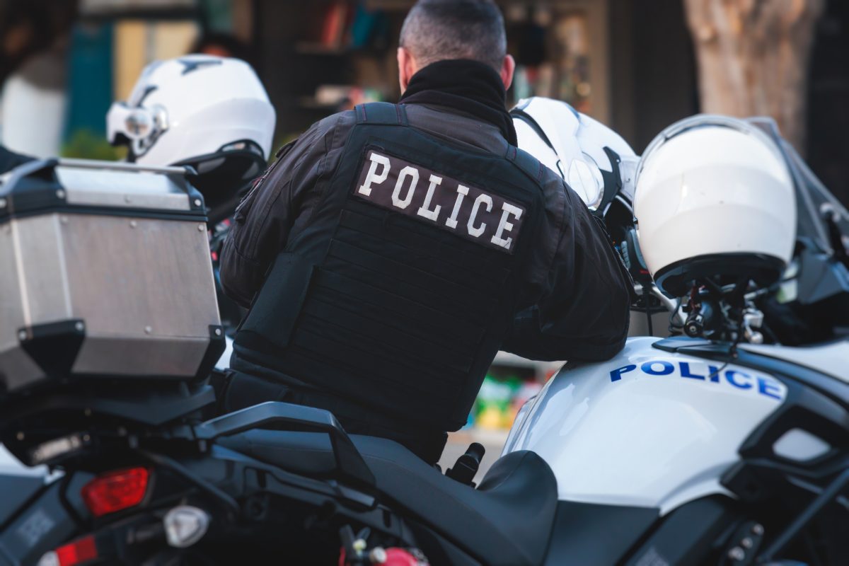 17 Migrants Arrested After Riots at Greek Facility