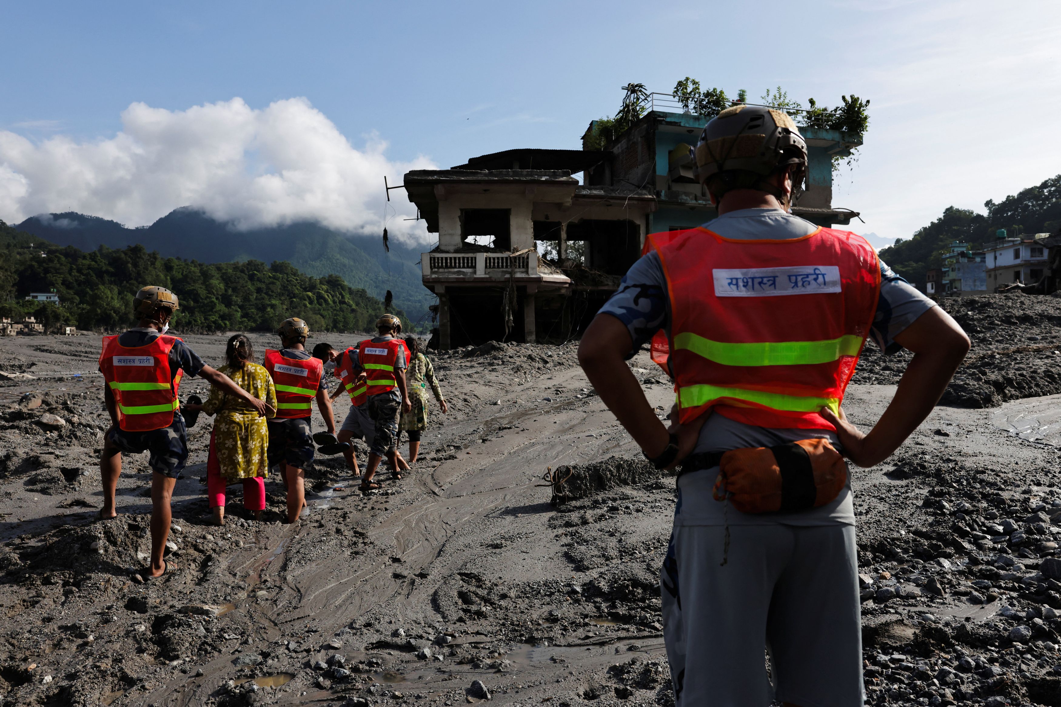 Nepal Flood Death Toll Rises to 469 as Search Continues