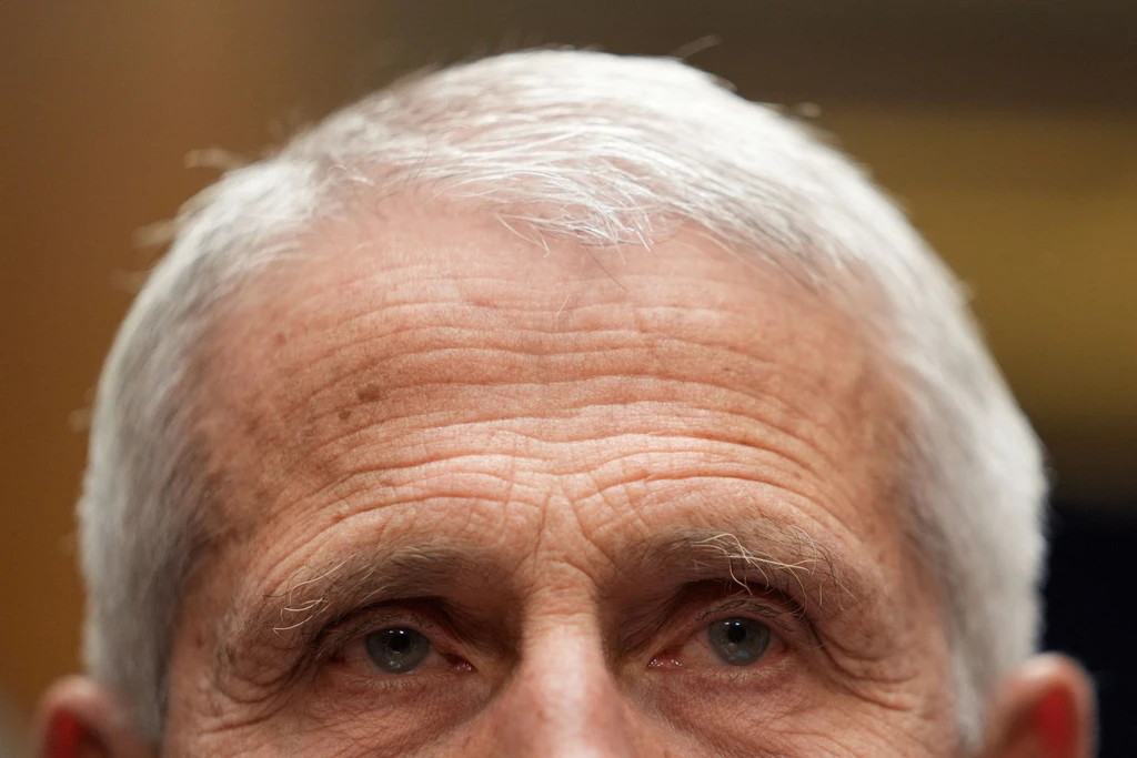 Fauci’s Turn From Pandemic Star to Silent Witness