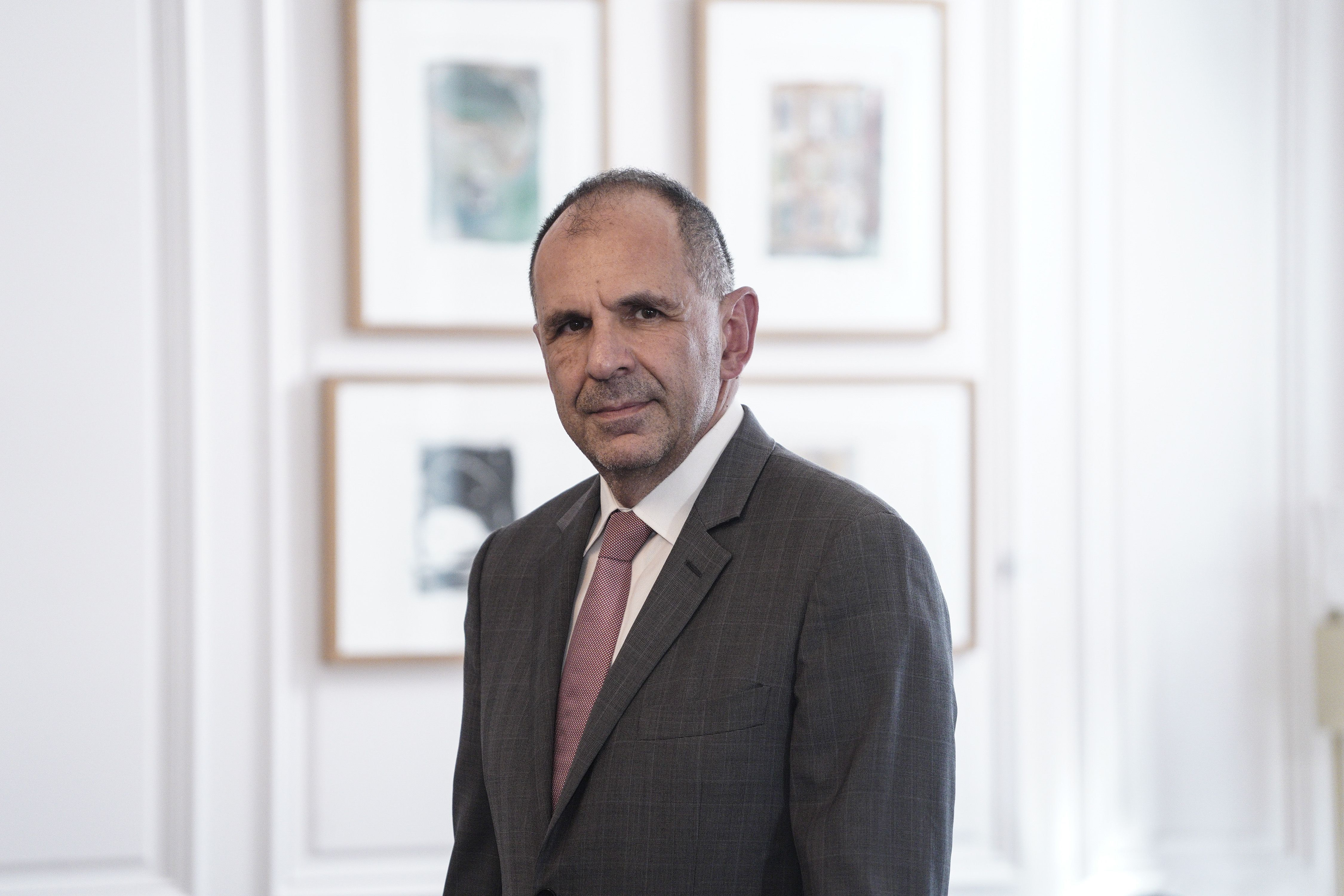 Gerapetritis Stresses Dialogue With Turkey, Defends Cable Project