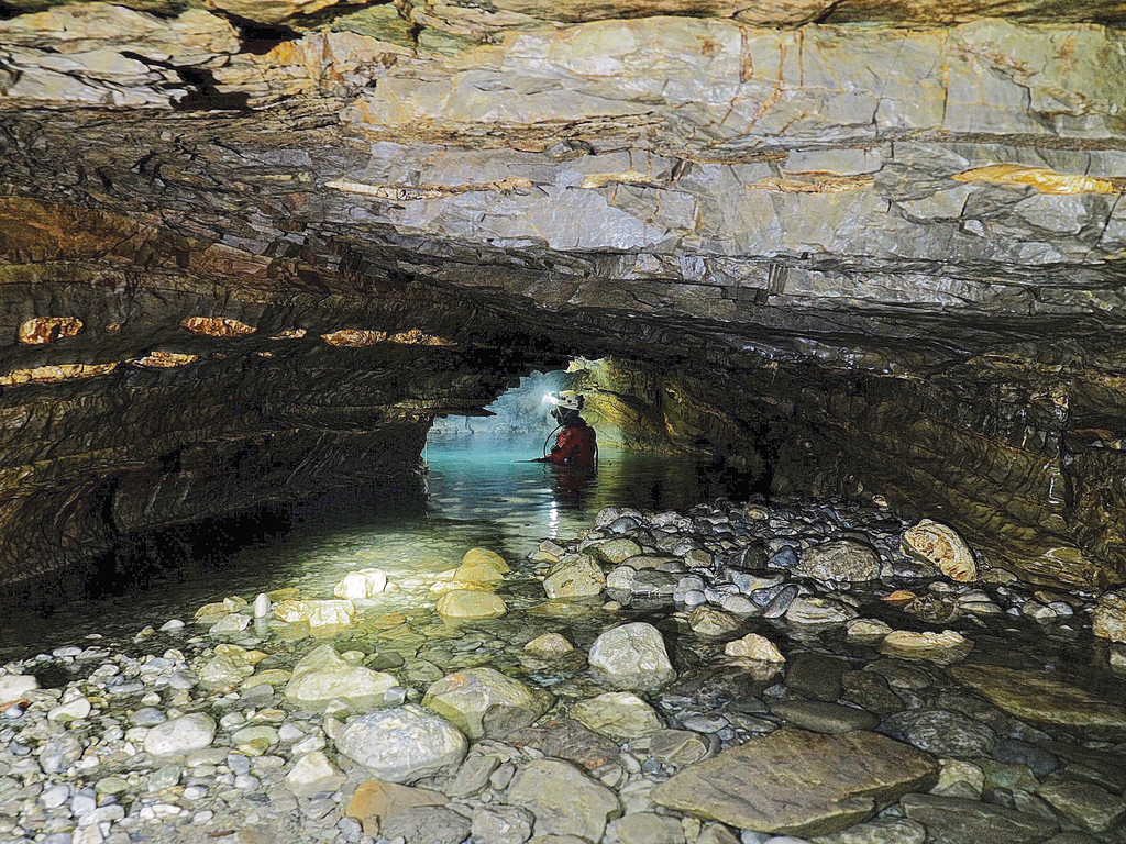 Deep Inside a Cretan Cave, Scientists Found a Hidden World