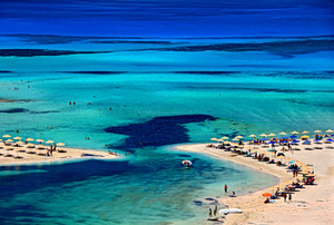 Greece’s Balos Beach Overwhelmed by Mass Tourism