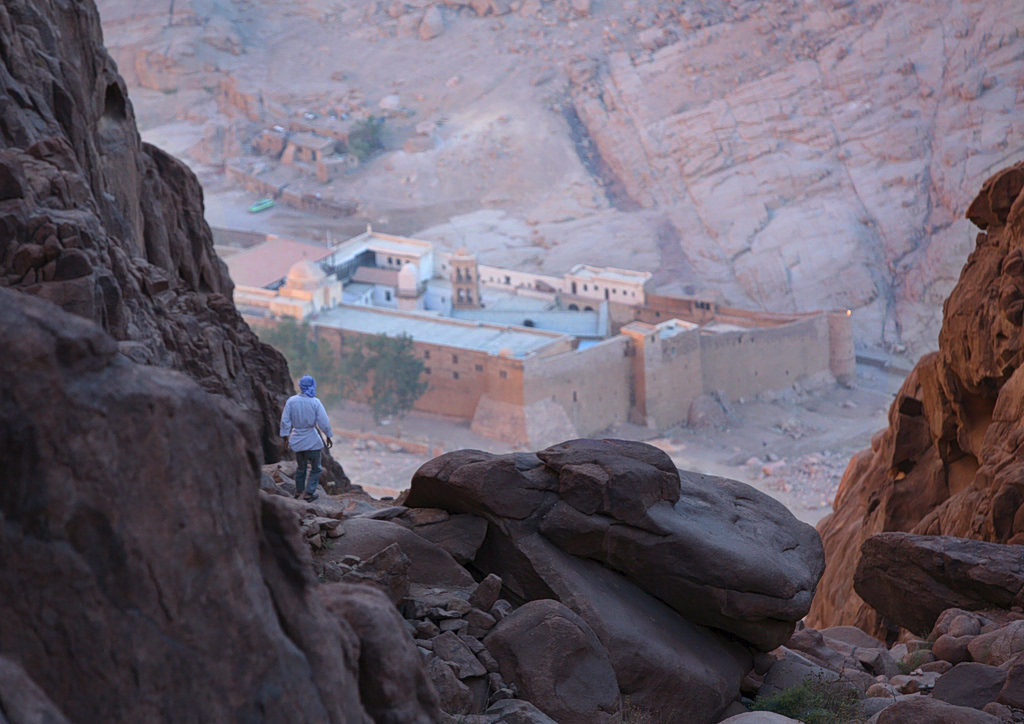 U.S. Signals Support for St. Catherine’s Monastery as Legal Dispute Persists 